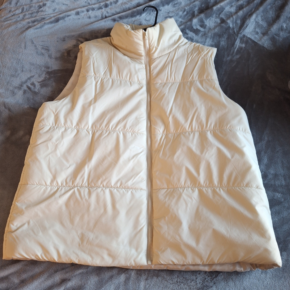 Cream Puffer Vest